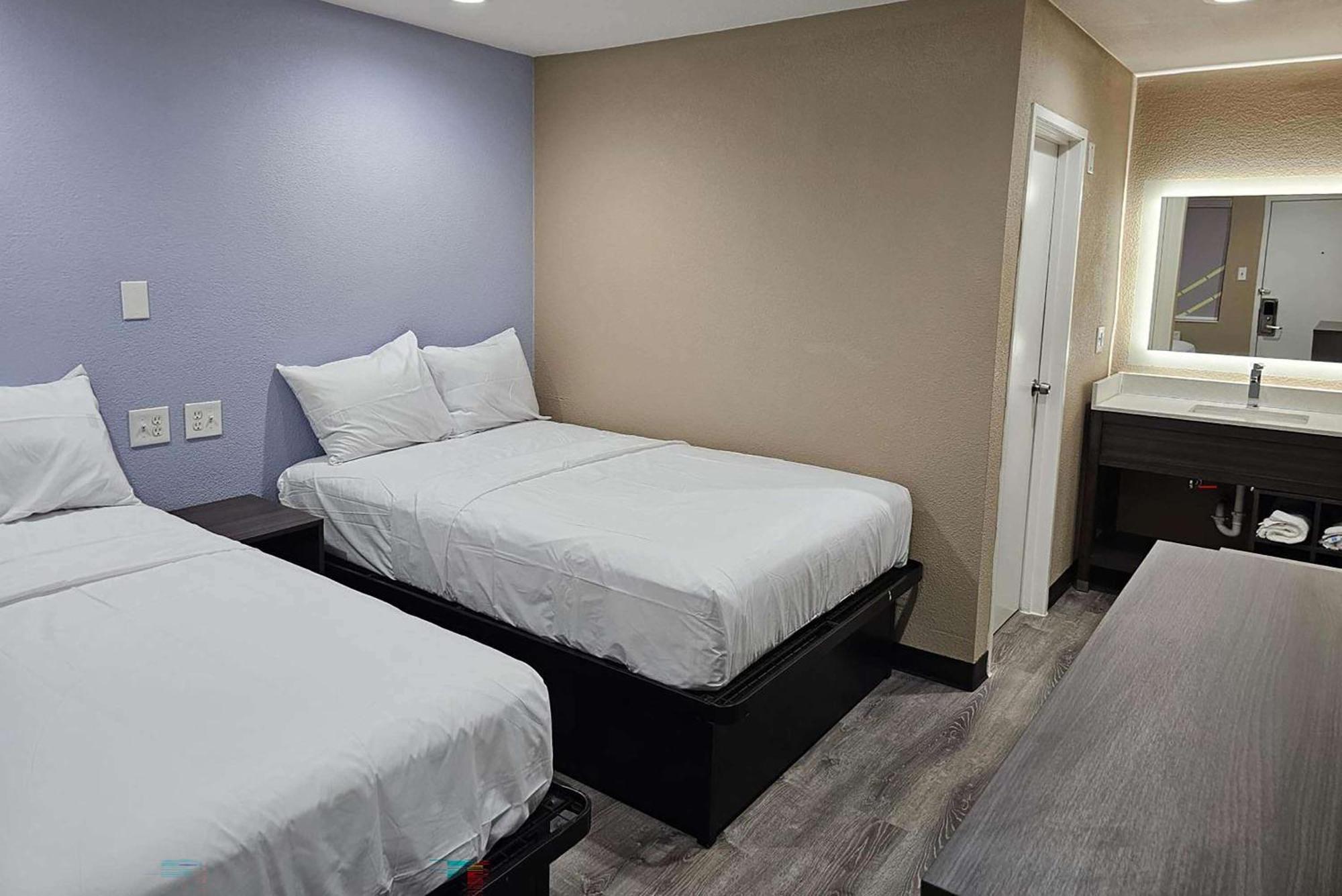4 Budget Hotels Near Gold Rush in Big Spring That Deliver Value